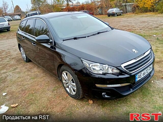 Чорний Пежо 308, об'ємом двигуна 1.6 л та пробігом 226 тис. км за 9950 $, фото 1 на Automoto.ua