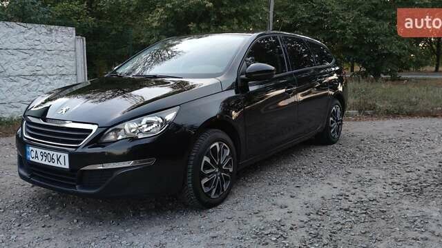Черный Пежо 308, объемом двигателя 1.56 л и пробегом 260 тыс. км за 7800 $, фото 1 на Automoto.ua