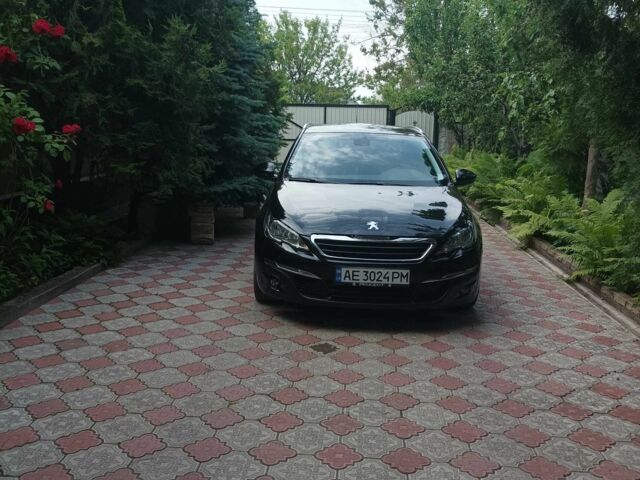 Чорний Пежо 308, об'ємом двигуна 1.6 л та пробігом 184 тис. км за 12000 $, фото 1 на Automoto.ua