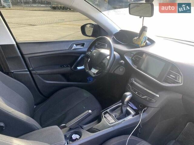 Чорний Пежо 308, об'ємом двигуна 1.56 л та пробігом 255 тис. км за 9300 $, фото 1 на Automoto.ua