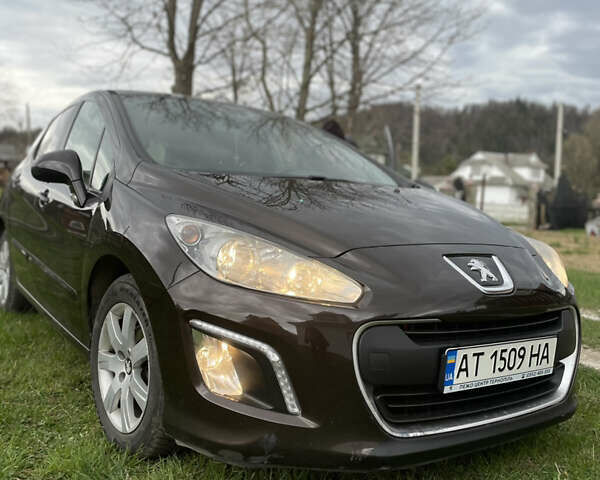 Коричневый Пежо 308, объемом двигателя 1.6 л и пробегом 119 тыс. км за 6200 $, фото 1 на Automoto.ua