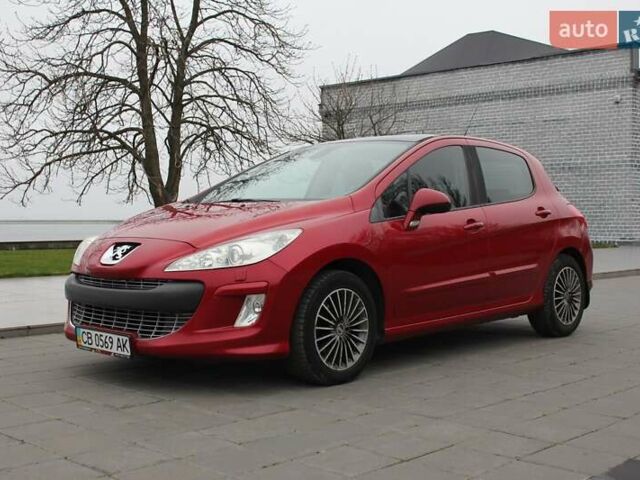 Красный Пежо 308, объемом двигателя 1.6 л и пробегом 111 тыс. км за 4950 $, фото 1 на Automoto.ua