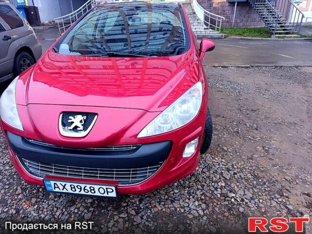 Красный Пежо 308, объемом двигателя 1.6 л и пробегом 163 тыс. км за 5500 $, фото 1 на Automoto.ua
