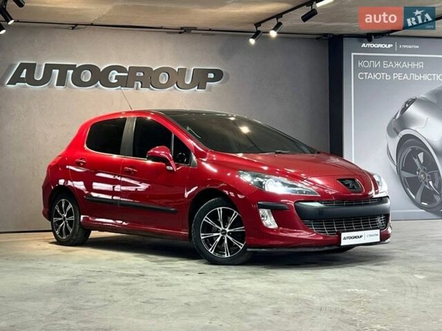 Красный Пежо 308, объемом двигателя 1.6 л и пробегом 333 тыс. км за 4650 $, фото 1 на Automoto.ua