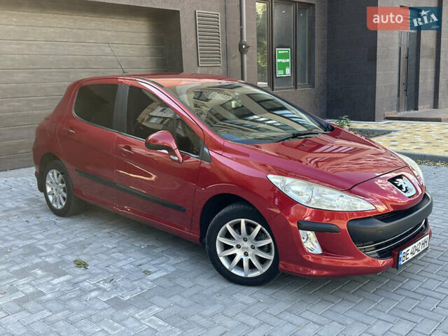 Красный Пежо 308, объемом двигателя 1.6 л и пробегом 248 тыс. км за 6800 $, фото 1 на Automoto.ua
