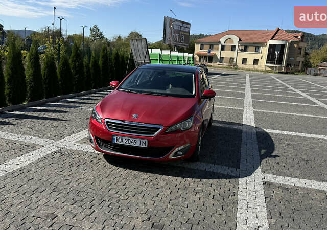 Красный Пежо 308, объемом двигателя 1.6 л и пробегом 130 тыс. км за 13500 $, фото 1 на Automoto.ua