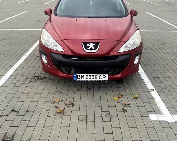 Красный Пежо 308, объемом двигателя 1.4 л и пробегом 279 тыс. км за 3700 $, фото 1 на Automoto.ua