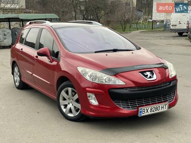 Красный Пежо 308, объемом двигателя 1.6 л и пробегом 170 тыс. км за 4888 $, фото 1 на Automoto.ua