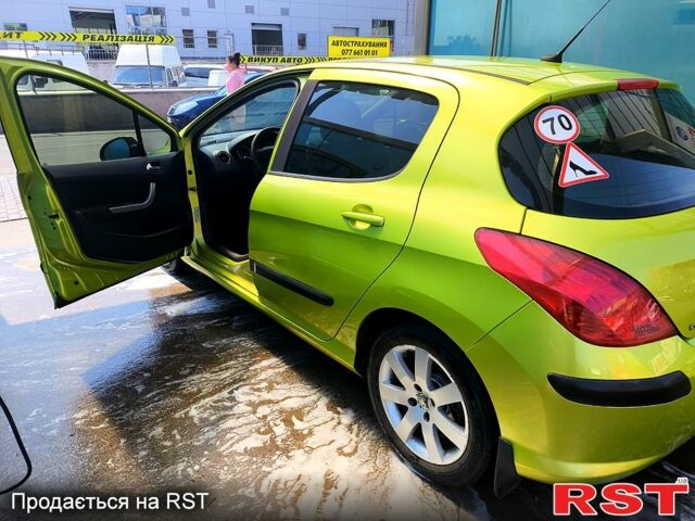 Пежо 308, объемом двигателя 1.6 л и пробегом 180 тыс. км за 4600 $, фото 1 на Automoto.ua