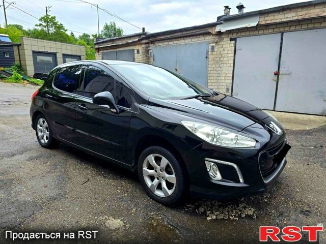 Пежо 308, объемом двигателя 1.6 л и пробегом 102 тыс. км за 6400 $, фото 1 на Automoto.ua