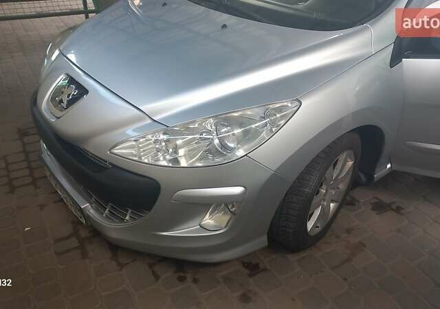 Пежо 308, объемом двигателя 1.6 л и пробегом 240 тыс. км за 5000 $, фото 1 на Automoto.ua