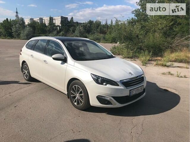 Пежо 308, объемом двигателя 1.6 л и пробегом 77 тыс. км за 17500 $, фото 1 на Automoto.ua