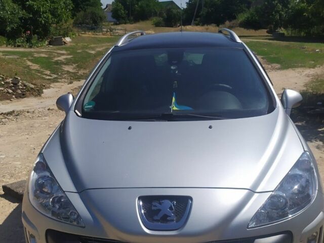 Серый Пежо 308, объемом двигателя 1.6 л и пробегом 165 тыс. км за 6200 $, фото 1 на Automoto.ua