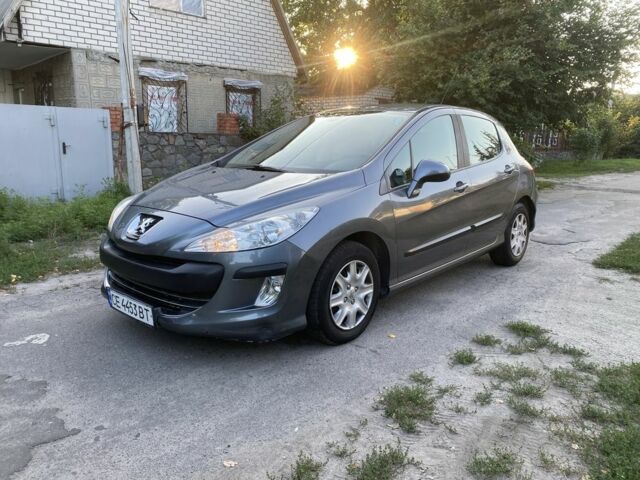 Серый Пежо 308, объемом двигателя 1.6 л и пробегом 152 тыс. км за 3900 $, фото 1 на Automoto.ua