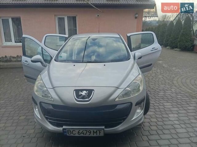 Серый Пежо 308, объемом двигателя 1.4 л и пробегом 840 тыс. км за 5200 $, фото 1 на Automoto.ua