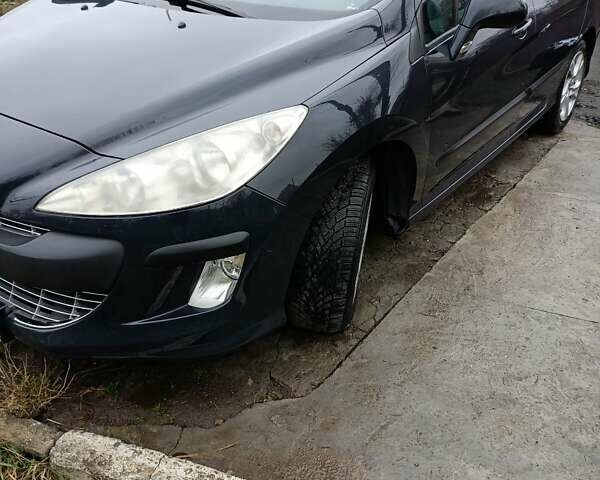 Серый Пежо 308, объемом двигателя 1.6 л и пробегом 228 тыс. км за 5100 $, фото 1 на Automoto.ua