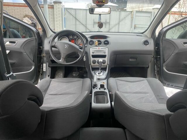 Серый Пежо 308, объемом двигателя 1.6 л и пробегом 218 тыс. км за 4850 $, фото 1 на Automoto.ua