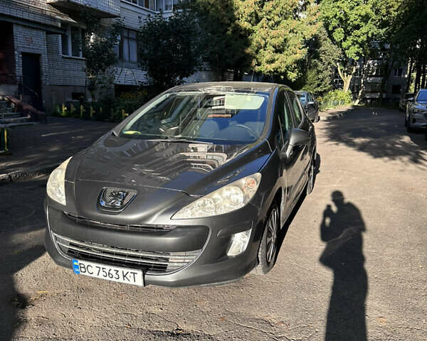 Серый Пежо 308, объемом двигателя 1.6 л и пробегом 221 тыс. км за 3900 $, фото 1 на Automoto.ua