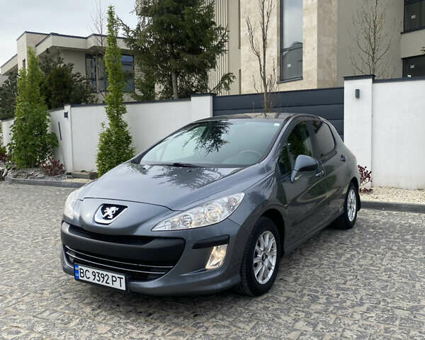 Серый Пежо 308, объемом двигателя 1.6 л и пробегом 197 тыс. км за 7200 $, фото 1 на Automoto.ua