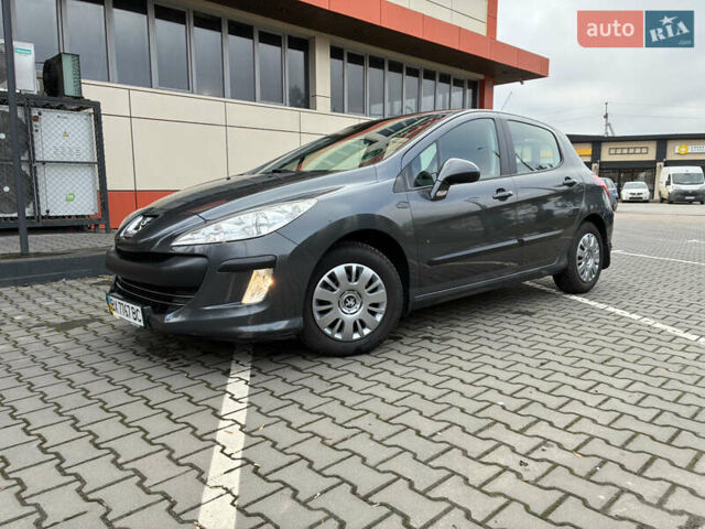 Серый Пежо 308, объемом двигателя 1.6 л и пробегом 97 тыс. км за 6900 $, фото 1 на Automoto.ua
