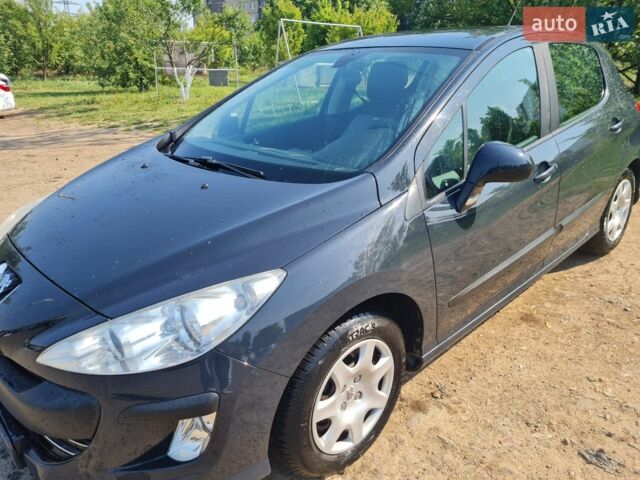 Серый Пежо 308, объемом двигателя 1.4 л и пробегом 173 тыс. км за 6000 $, фото 1 на Automoto.ua
