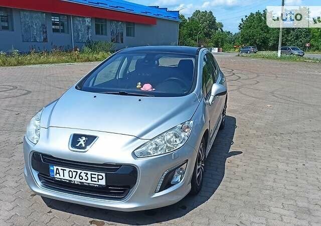 Сірий Пежо 308, об'ємом двигуна 1.6 л та пробігом 202 тис. км за 6000 $, фото 1 на Automoto.ua