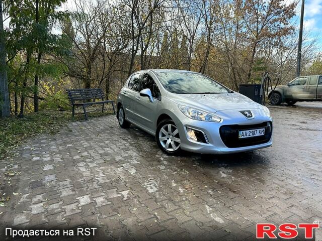 Серый Пежо 308, объемом двигателя 1.6 л и пробегом 219 тыс. км за 4750 $, фото 1 на Automoto.ua