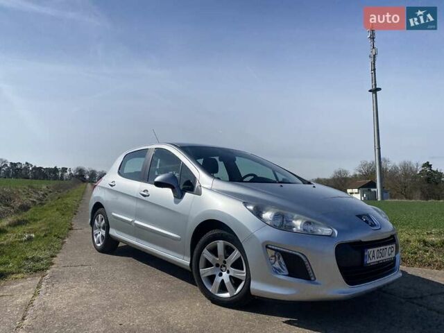 Сірий Пежо 308, об'ємом двигуна 1.6 л та пробігом 130 тис. км за 7000 $, фото 1 на Automoto.ua