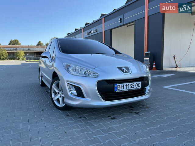 Сірий Пежо 308, об'ємом двигуна 1.6 л та пробігом 195 тис. км за 6300 $, фото 1 на Automoto.ua
