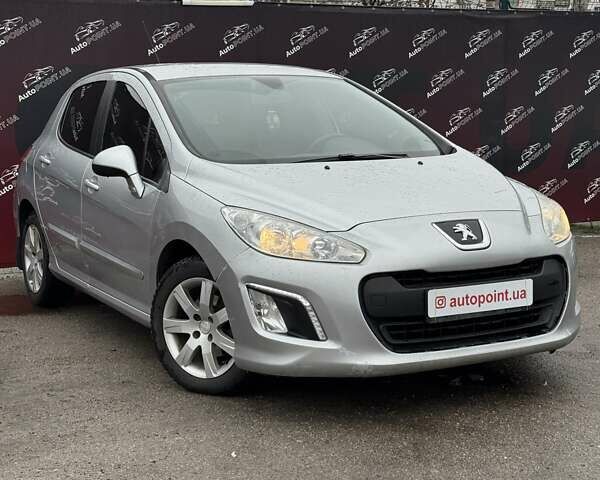 Серый Пежо 308, объемом двигателя 1.6 л и пробегом 220 тыс. км за 4900 $, фото 1 на Automoto.ua