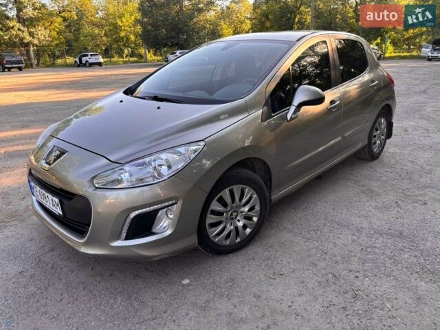 Сірий Пежо 308, об'ємом двигуна 1.6 л та пробігом 112 тис. км за 6200 $, фото 1 на Automoto.ua