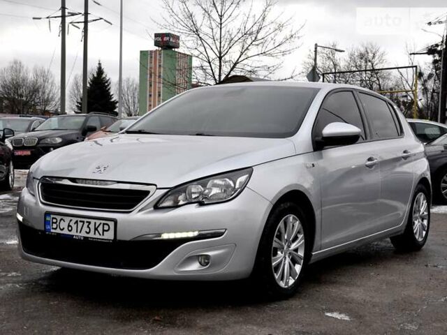 Сірий Пежо 308, об'ємом двигуна 1.2 л та пробігом 113 тис. км за 8500 $, фото 1 на Automoto.ua