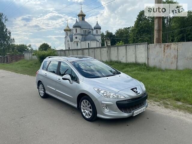 Сірий Пежо 308, об'ємом двигуна 1.6 л та пробігом 215 тис. км за 6350 $, фото 1 на Automoto.ua