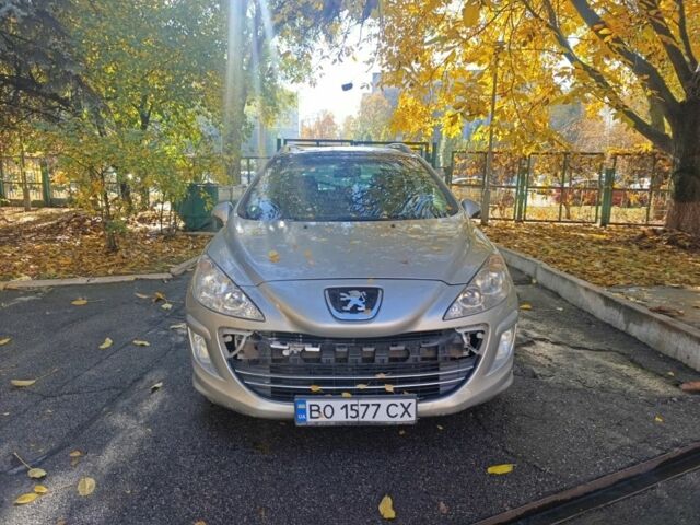 Серый Пежо 308, объемом двигателя 1.6 л и пробегом 208 тыс. км за 4000 $, фото 1 на Automoto.ua