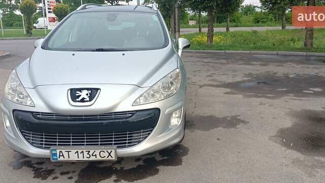 Серый Пежо 308, объемом двигателя 1.6 л и пробегом 310 тыс. км за 5200 $, фото 1 на Automoto.ua