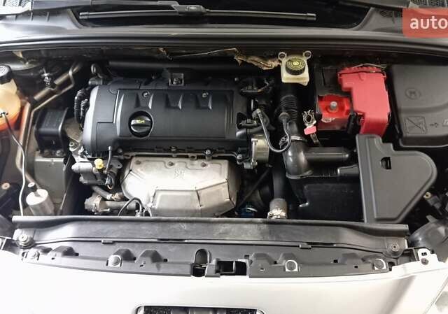 Серый Пежо 308, объемом двигателя 1.6 л и пробегом 243 тыс. км за 5700 $, фото 1 на Automoto.ua