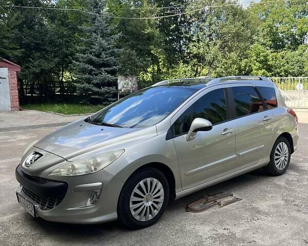 Серый Пежо 308, объемом двигателя 1.6 л и пробегом 192 тыс. км за 5500 $, фото 1 на Automoto.ua