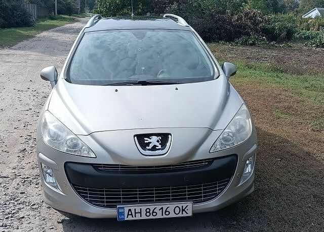 Серый Пежо 308, объемом двигателя 1.6 л и пробегом 175 тыс. км за 5218 $, фото 1 на Automoto.ua