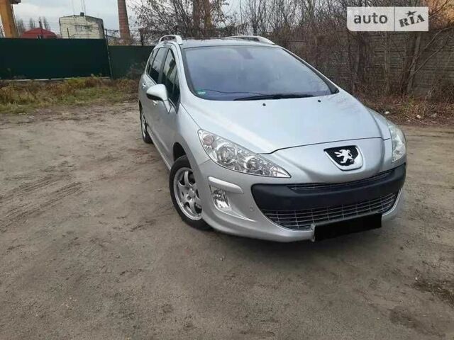 Серый Пежо 308, объемом двигателя 1.6 л и пробегом 120 тыс. км за 4500 $, фото 1 на Automoto.ua