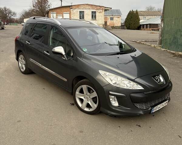 Серый Пежо 308, объемом двигателя 1.56 л и пробегом 277 тыс. км за 5200 $, фото 1 на Automoto.ua