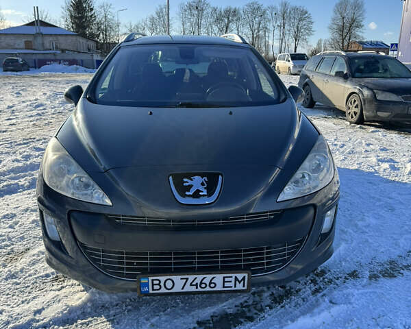 Серый Пежо 308, объемом двигателя 1.6 л и пробегом 280 тыс. км за 4800 $, фото 1 на Automoto.ua