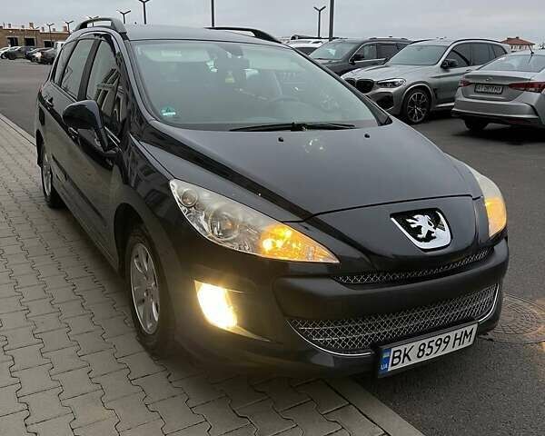 Серый Пежо 308, объемом двигателя 1.6 л и пробегом 255 тыс. км за 4199 $, фото 1 на Automoto.ua