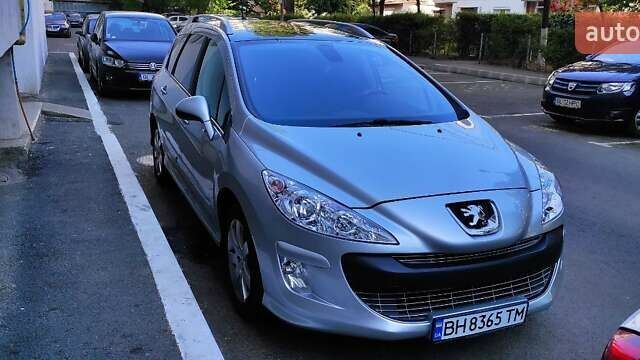 Серый Пежо 308, объемом двигателя 1.6 л и пробегом 183 тыс. км за 6200 $, фото 1 на Automoto.ua