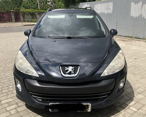 Серый Пежо 308, объемом двигателя 1.6 л и пробегом 277 тыс. км за 6200 $, фото 1 на Automoto.ua
