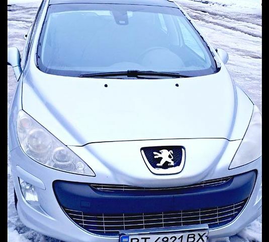 Серый Пежо 308, объемом двигателя 1.6 л и пробегом 365 тыс. км за 5300 $, фото 1 на Automoto.ua