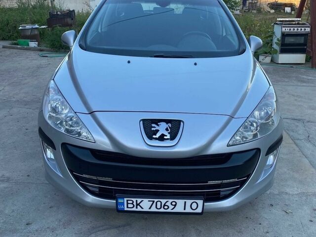 Сірий Пежо 308, об'ємом двигуна 1.6 л та пробігом 313 тис. км за 4593 $, фото 1 на Automoto.ua