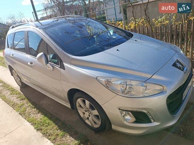 Пежо 308 2011 в Ивано-Франковске на Automoto.ua Серый Пежо 308, объемом двигателя 1.56 л и пробегом 227 тыс. км за 6799 $, фото 1 на Automoto.ua