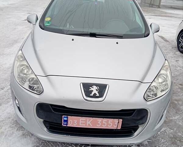 Серый Пежо 308, объемом двигателя 1.6 л и пробегом 194 тыс. км за 5900 $, фото 1 на Automoto.ua