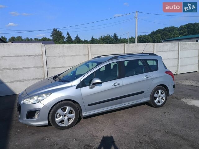 Серый Пежо 308, объемом двигателя 1.56 л и пробегом 326 тыс. км за 5100 $, фото 1 на Automoto.ua
