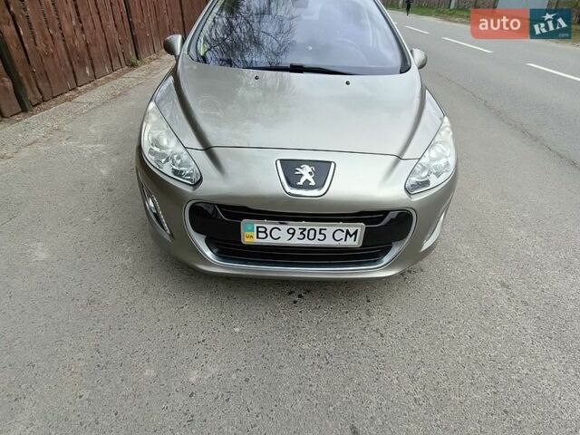 Серый Пежо 308, объемом двигателя 1.56 л и пробегом 141 тыс. км за 6400 $, фото 1 на Automoto.ua